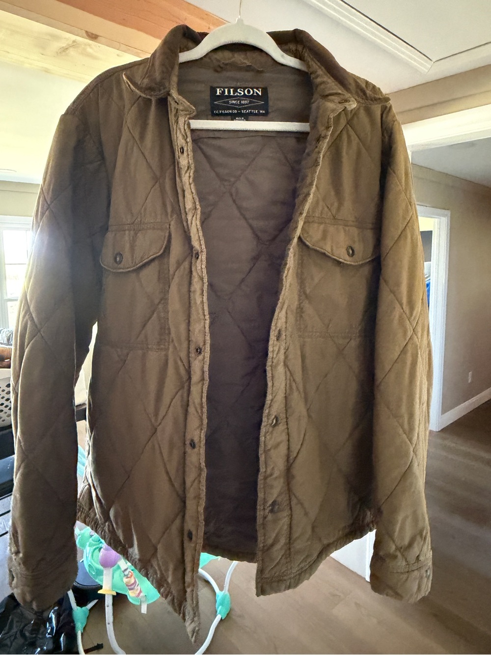 Filson Hyderabad Quilted Jac Short - Picture 3 of 5
